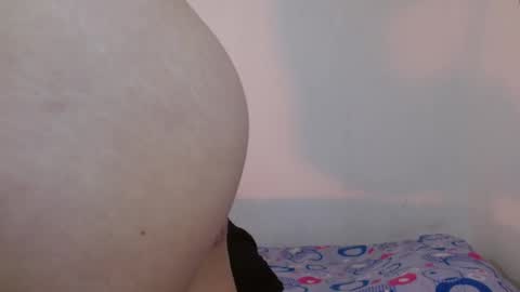 Snapshot of cataleya_cat3 chatting on 02/25/26, 04:33 Fabi online show from 02/25/26, 04:33