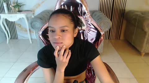 Catalina  online show from 02/25/26, 02:05