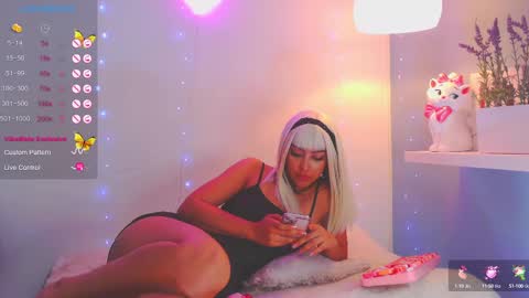 Catalina lovers online show from 02/26/25, 07:49