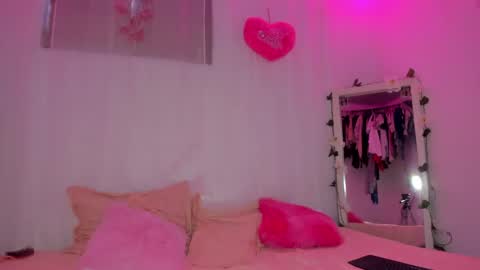 Cata y Roger online show from 01/27/25, 08:39