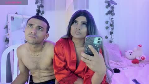 Cata y Roger online show from 11/15/25, 04:32