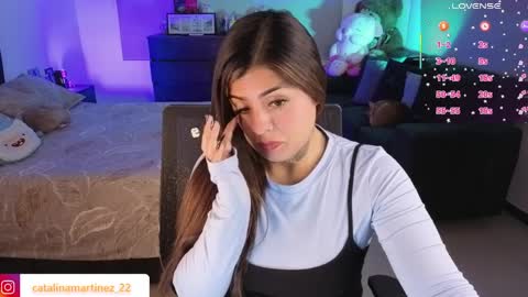 Snapshot of catalina_naughtyy chatting on 03/31/26, 12:23 Catalina online show from 03/31/26, 12:23