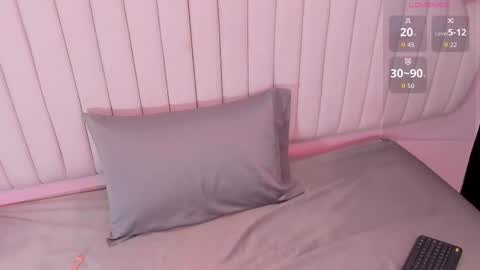 Snapshot of catalina_spec chatting on 02/19/26, 12:12 catalina_spec online show from 02/19/26, 12:12