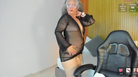 Snapshot of catalina_villan chatting on 07/10/26, 06:54 C A T A L I N A online show from 07/10/26, 06:54