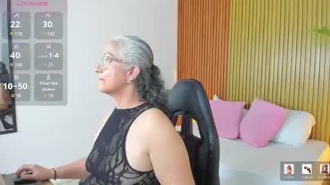 Snapshot of catalina_villan chatting on 07/27/26, 06:37 C A T A L I N A online show from 07/27/26, 06:37