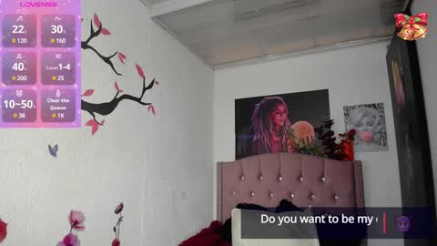 Snapshot of catalinahot2023 chatting on 12/05/24, 08:33 Catalina online show from 12/05/24, 08:33