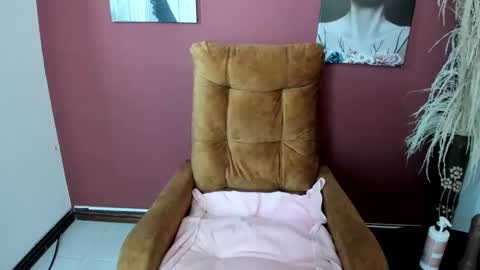    Catalina Scott   online show from 02/19/25, 11:38