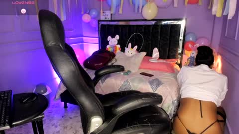 catalleya_f online show from 04/04/26, 08:17