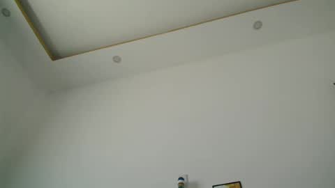 Snapshot of catelinan chatting on 06/25/26, 04:34 catelinan online show from 06/25/26, 04:34