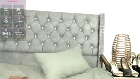 cathalina online show from 10/26/25, 02:45