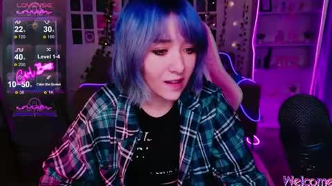 Snapshot of catharinejones chatting on 07/05/26, 11:17 KettieHi My name is Katie I love drawing and I can play the guitar. And love dancing online show from 07/05/26, 11:17