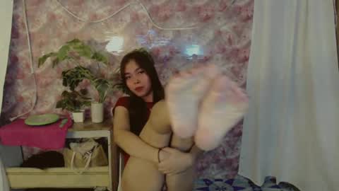 Snapshot of catherine_365 chatting on 06/20/26, 02:47 catherine_365 online show from 06/20/26, 02:47