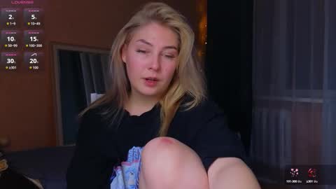 Catherine online show from 10/16/25, 01:12