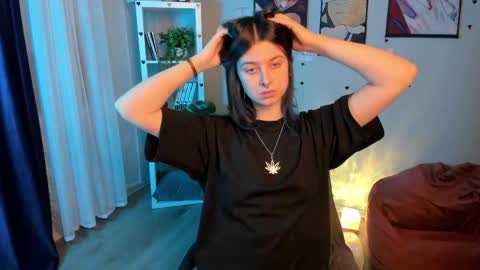 Catherine online show from 04/03/26, 08:07