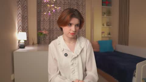 Snapshot of catherinegidden chatting on 02/16/26, 01:40 Kate online show from 02/16/26, 01:40