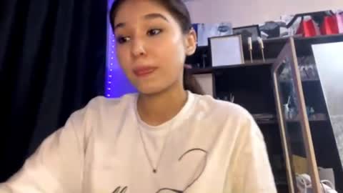 catherinepirs online show from 04/13/26, 12:21