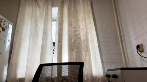 Snapshot of catherinepirs chatting on 05/05/26, 07:38 catherinepirs online show from 05/05/26, 07:38
