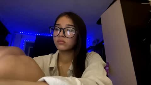 Snapshot of catherinepirs chatting on 05/22/26, 03:06 catherinepirs online show from 05/22/26, 03:06