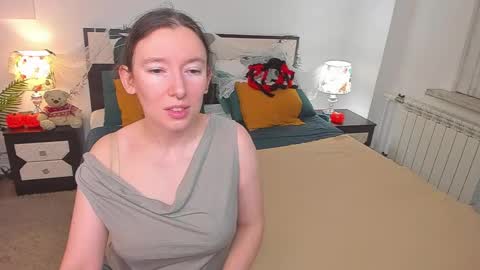 Catrin online show from 11/04/25, 03:16