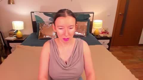 Catrin online show from 02/08/26, 03:43