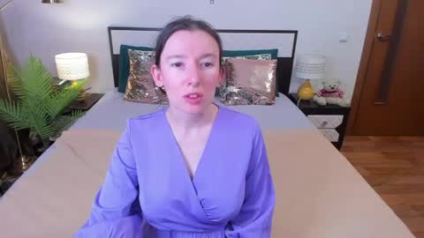 Catrin online show from 05/03/26, 03:56