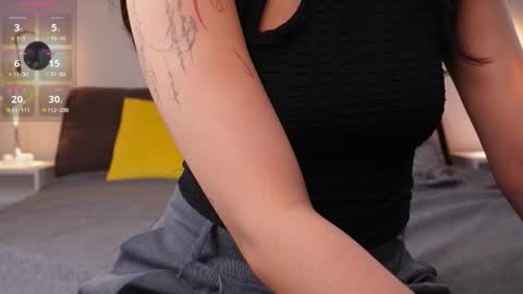 Snapshot of catheryneells chatting on 11/24/25, 05:01 Lee online show from 11/24/25, 05:01