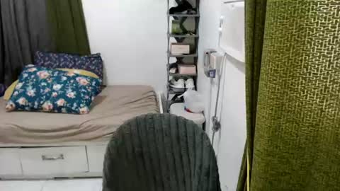 Snapshot of cathy_lyn chatting on 06/23/26, 10:19 cathy_lyn online show from 06/23/26, 10:19