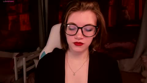 Snapshot of cathybarnes chatting on 05/04/26, 06:42 cathybarnes online show from 05/04/26, 06:42