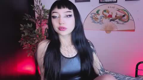 Snapshot of cati_petite chatting on 06/27/26, 01:28 Cati help me reach my goal of 100 thumbs up again 3 online show from 06/27/26, 01:28