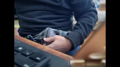 catmandoo21001 online show from 02/21/25, 07:43