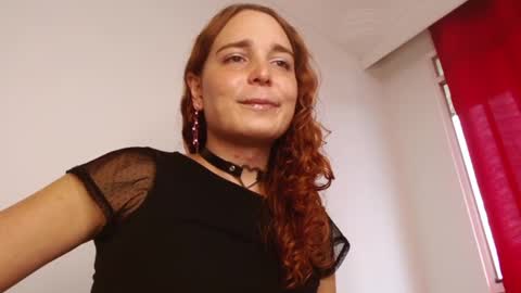 Snapshot of catnessa_ chatting on 12/27/24, 09:54 Catalina Restrepo online show from 12/27/24, 09:54