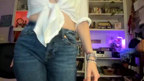 some call me djcatnips some call me CC but i love it when you call me miss catnips  online show from 02/18/25, 03:21