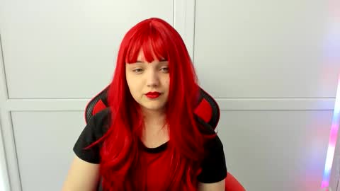 Snapshot of catrine_cute chatting on 03/31/26, 06:58 Catrine online show from 03/31/26, 06:58
