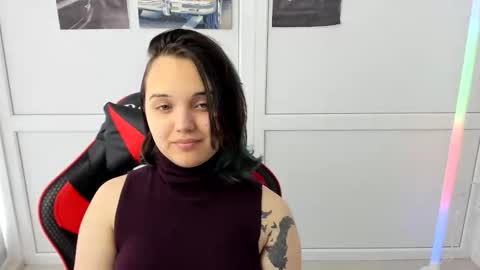 Snapshot of catrine_cute chatting on 05/13/26, 06:44 Catrine online show from 05/13/26, 06:44