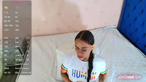 Snapshot of cattaleeyaa chatting on 12/22/24, 06:37 CATALEYA  online show from 12/22/24, 06:37