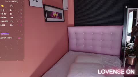 Snapshot of cattaleeyaa chatting on 01/12/25, 12:33 CATALEYA  online show from 01/12/25, 12:33