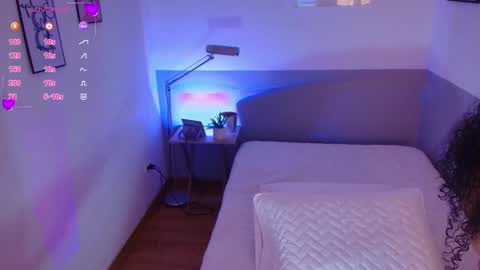 Snapshot of cattaleeyaa chatting on 01/15/25, 02:49 CATALEYA  online show from 01/15/25, 02:49