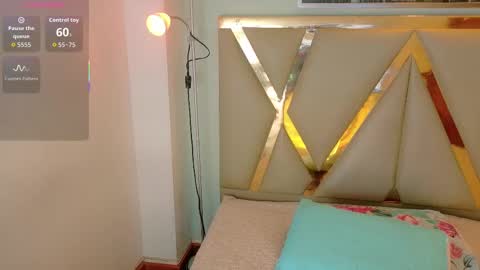 Snapshot of cattaleeyaa chatting on 10/16/25, 12:39 CATALEYA  online show from 10/16/25, 12:39