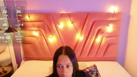 Snapshot of cattaleeyaa chatting on 04/20/26, 12:41 CATALEYA online show from 04/20/26, 12:41