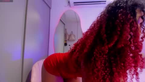 Snapshot of cattaleya_russ chatting on 09/28/25, 11:54 catta 3 online show from 09/28/25, 11:54