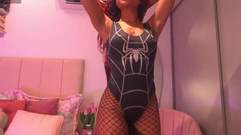 Snapshot of cattaleya_russ chatting on 10/07/25, 02:09 catta 3 online show from 10/07/25, 02:09