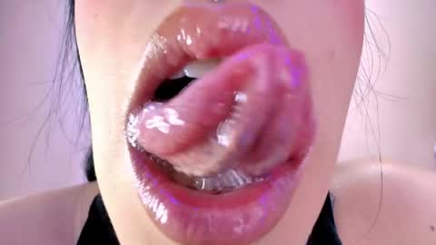 Cattleya online show from 03/19/26, 04:38