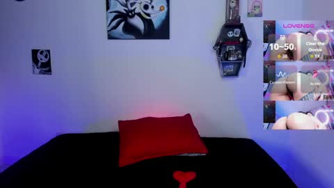 Snapshot of cattnamy chatting on 06/04/26, 10:43 CattNamy online show from 06/04/26, 10:43