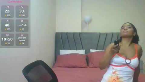 Snapshot of caty691375 chatting on 03/25/26, 04:51 Your sexy Colombian online show from 03/25/26, 04:51