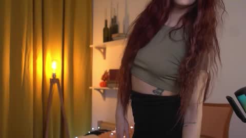 caty_cuddly online show from 12/02/25, 11:34