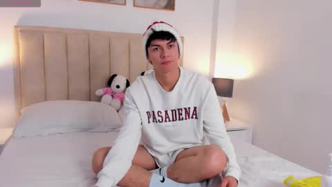 Snapshot of caydensmit chatting on 10/29/25, 04:26 Cayden online show from 10/29/25, 04:26