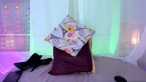 cayetanamiles online show from 11/07/25, 09:09