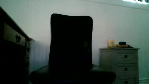 PureLeaf1990 online show from 02/25/25, 06:20