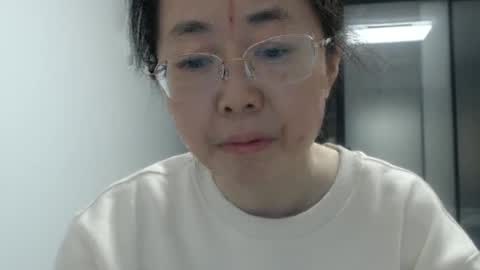 Snapshot of cbz112233 chatting on 03/10/25, 04:14 ANNYANNY online show from 03/10/25, 04:14