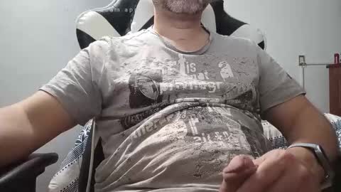 Snapshot of ccmhp1 chatting on 11/07/25, 02:44 Tomys online show from 11/07/25, 02:44